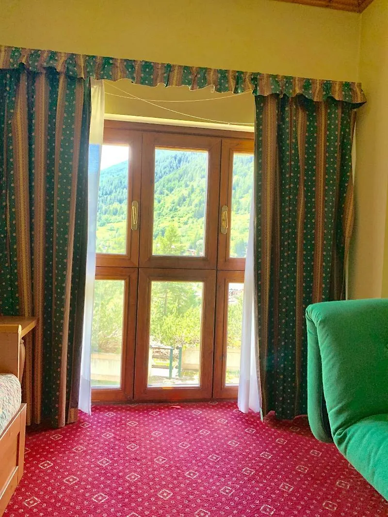 Aparthotel & Residence Palace Ponte Di Legno