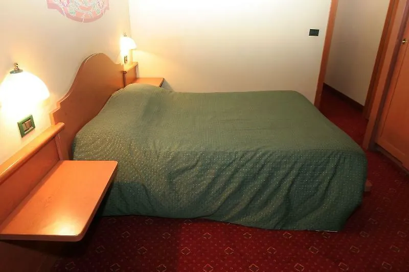 Aparthotel & Residence Palace Ponte Di Legno