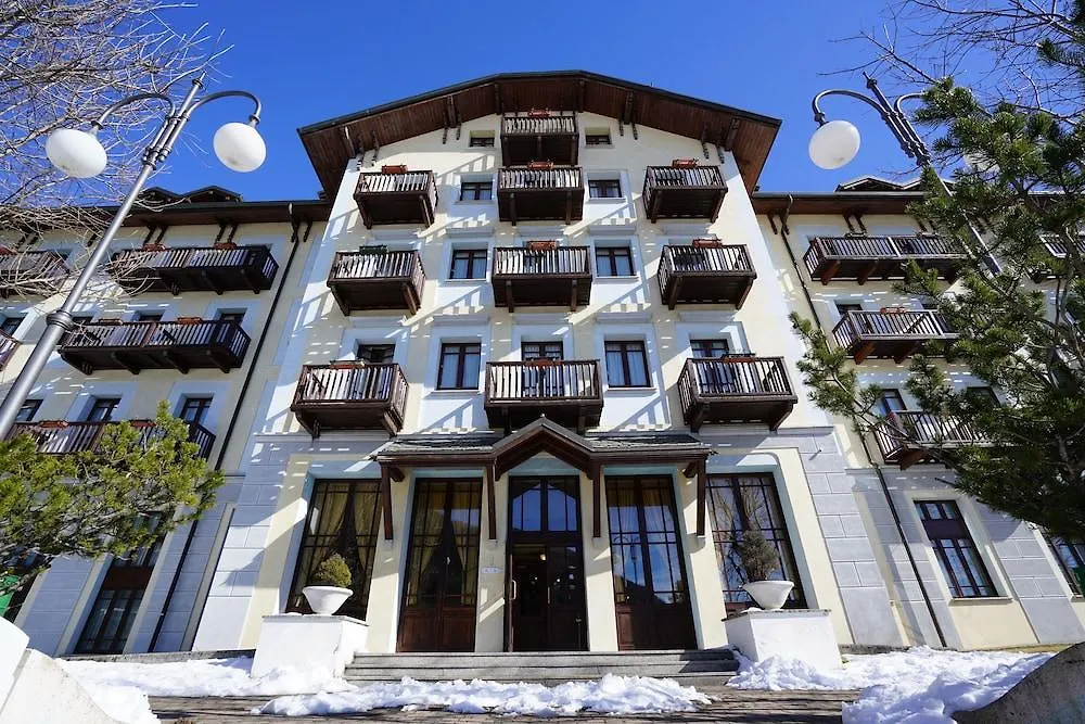 Aparthotel & Residence Palace Ponte Di Legno