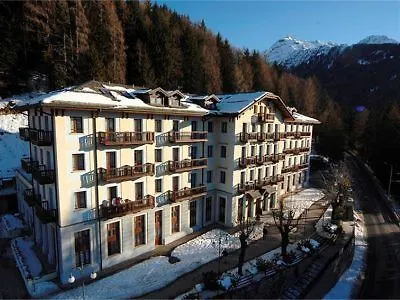 Aparthotel & Residence Palace Ponte Di Legno