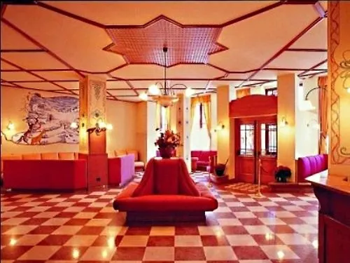 Aparthotel & Residence Palace Ponte Di Legno 3*,
